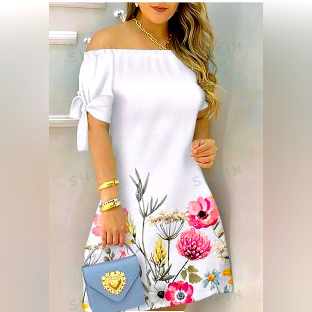 Off the shoulder Summer dress with flowers. Bow knot Size: S US:4